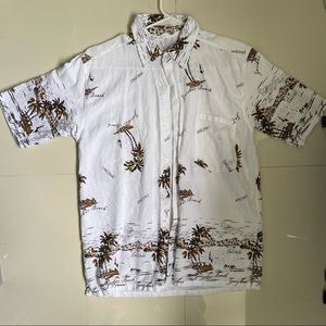 Large Button-down short sleeve shirt